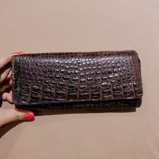 (Kategori: ) berada di . Dikirim oleh _halohalo_ (ID iklan 223918518, Gambar 1). Deskripsi: .