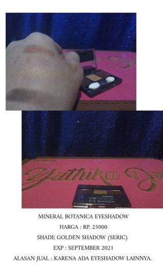 Mineral botanica eyeshadow