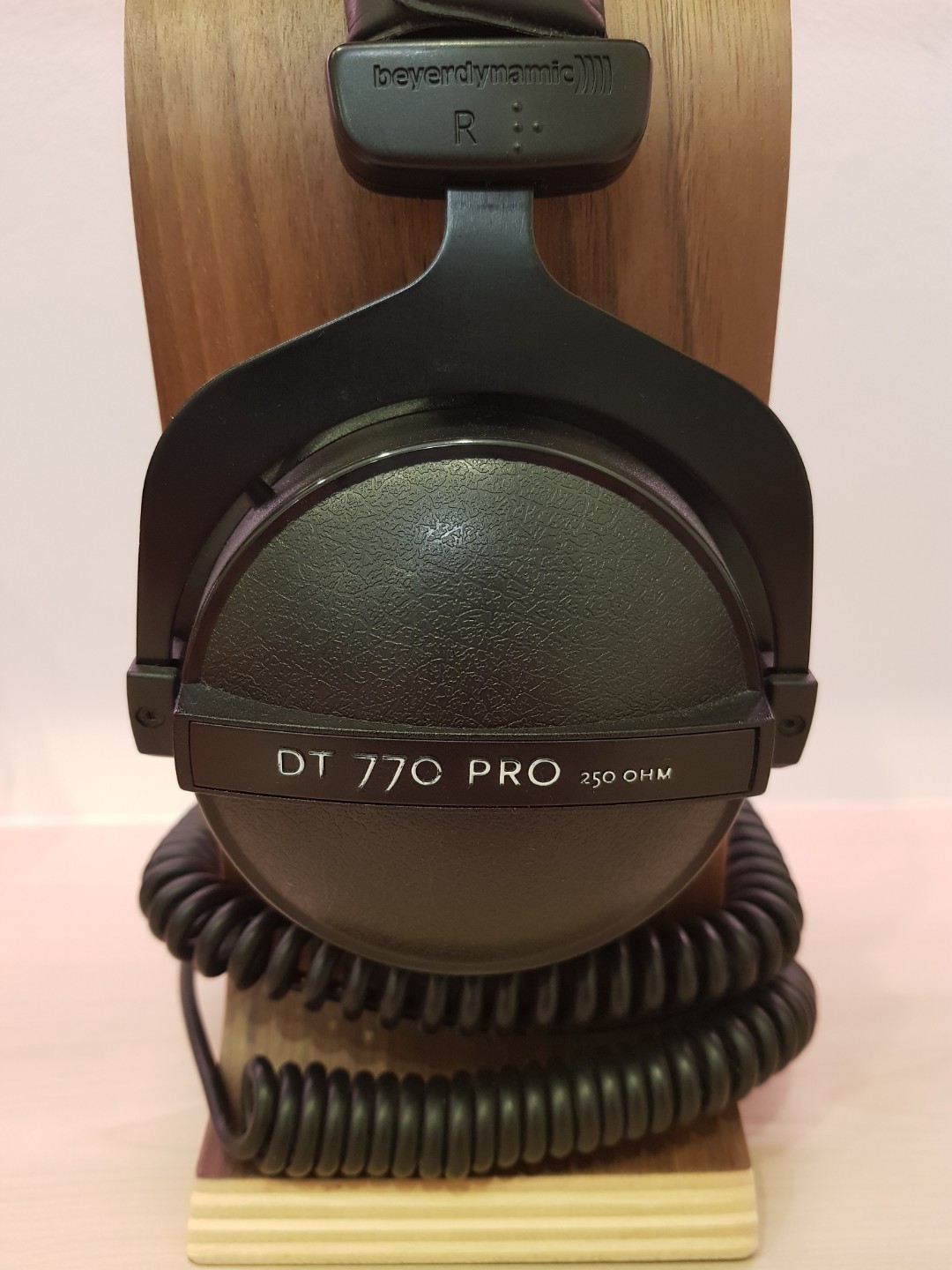 dt pro headset