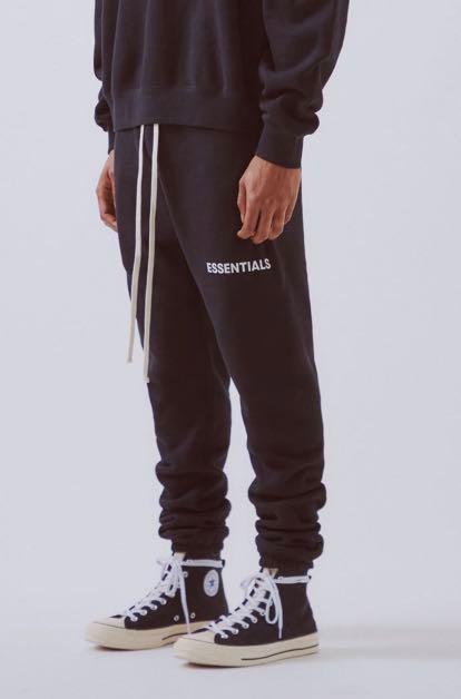 essential sweatpants