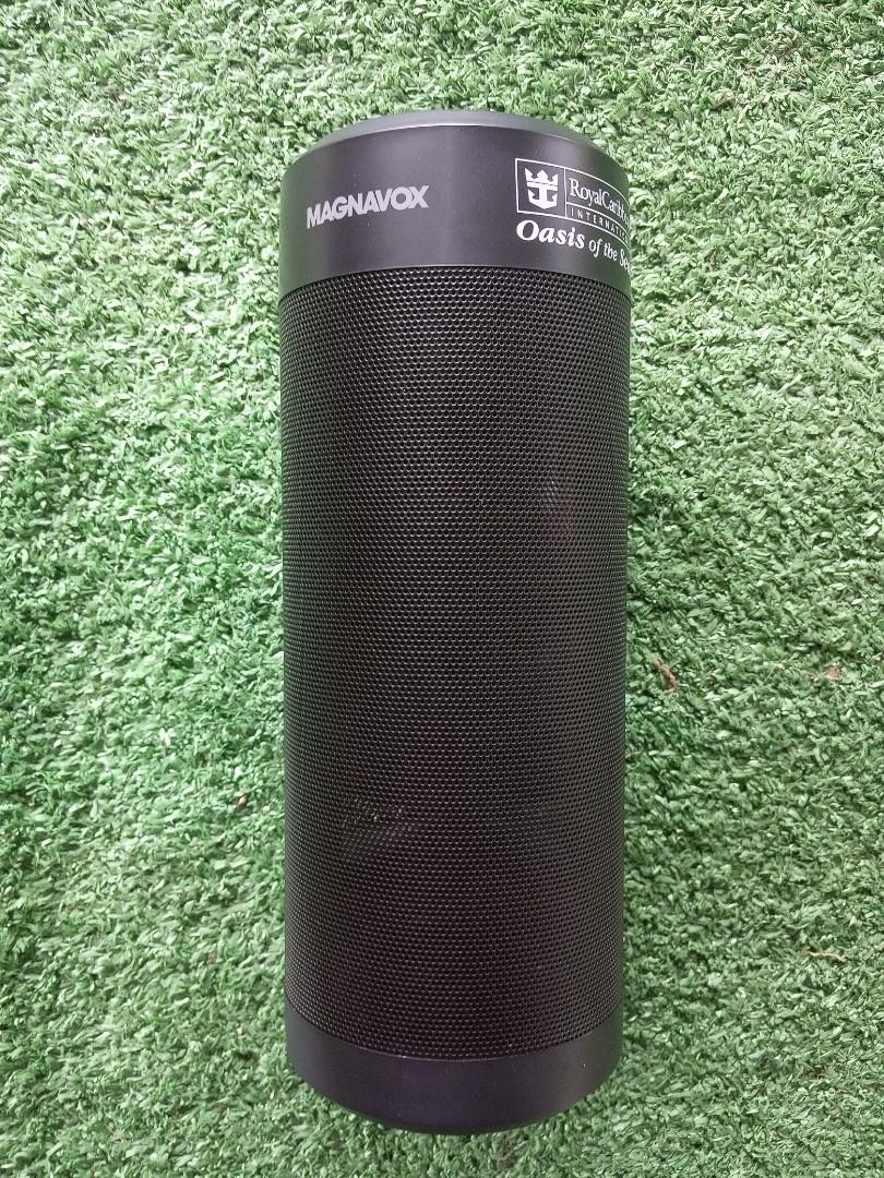 Magnavox voice activated wifi speaker top