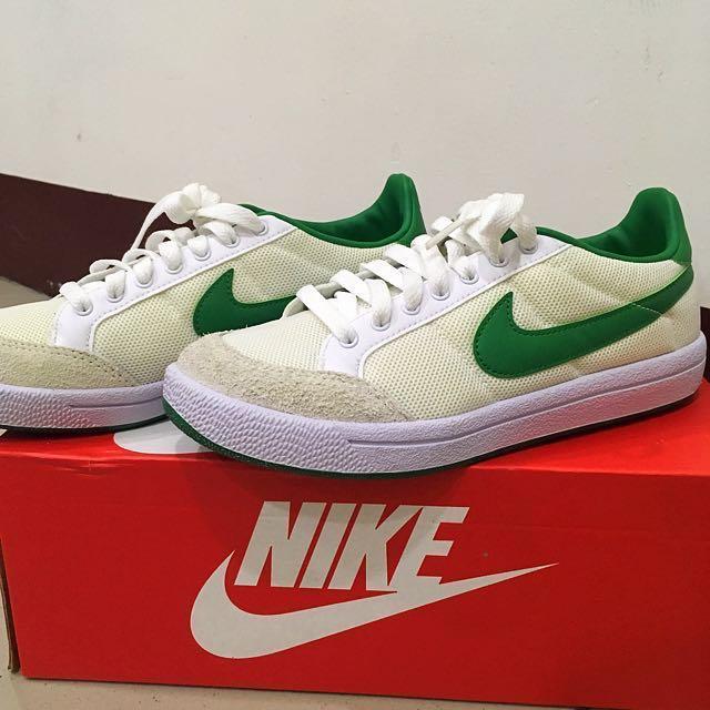 Nike日本限定帶回 全新復古運動鞋24 5cm 版型偏小 她的時尚 鞋子在旋轉拍賣
