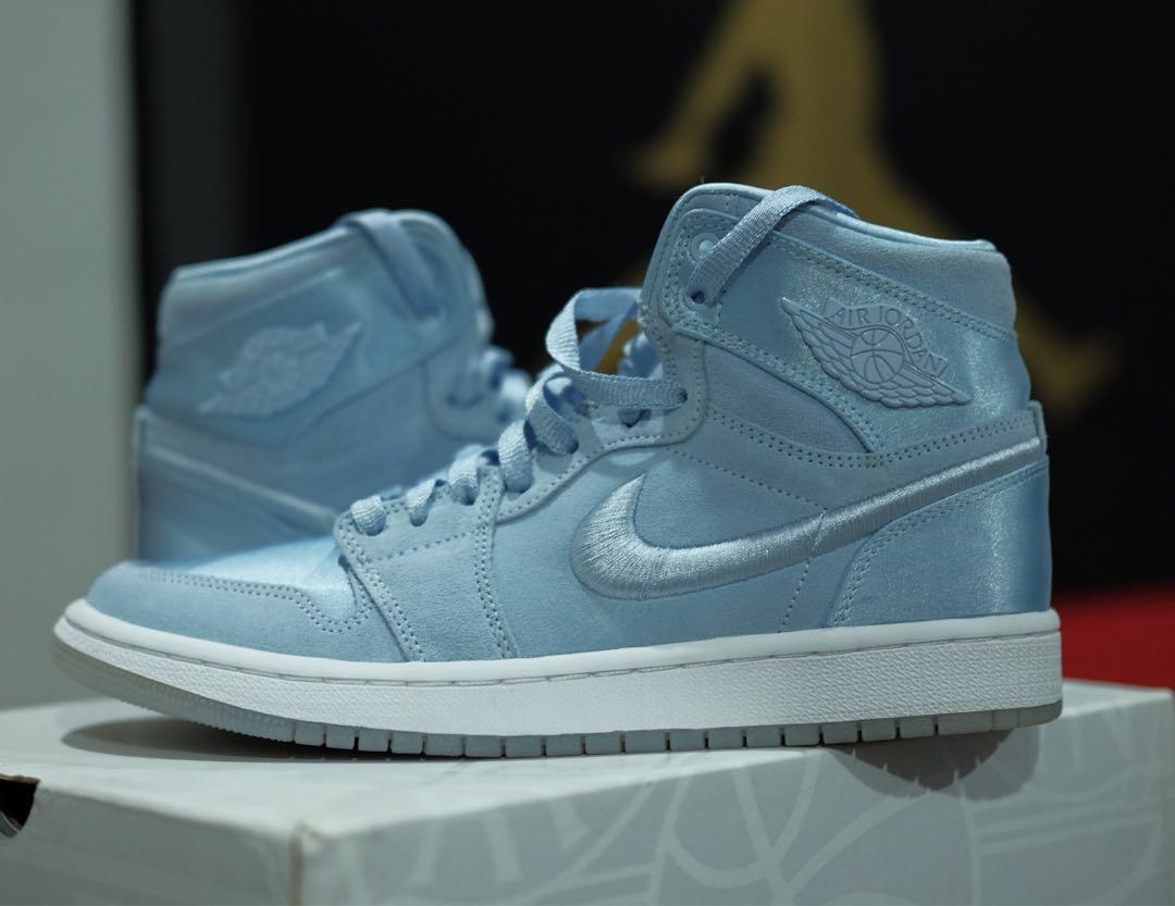 WMNS Air Jordan 1 Retro High Season of Her Hydrogen Blue