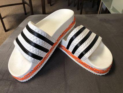 Adidas women’s adilette