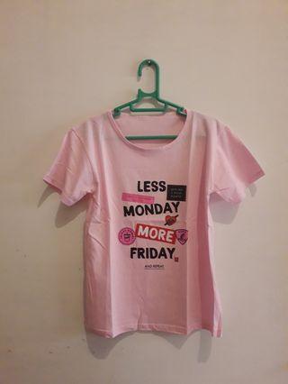 Kaos Pink Monday Friday