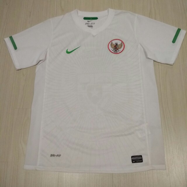 new nike soccer jerseys