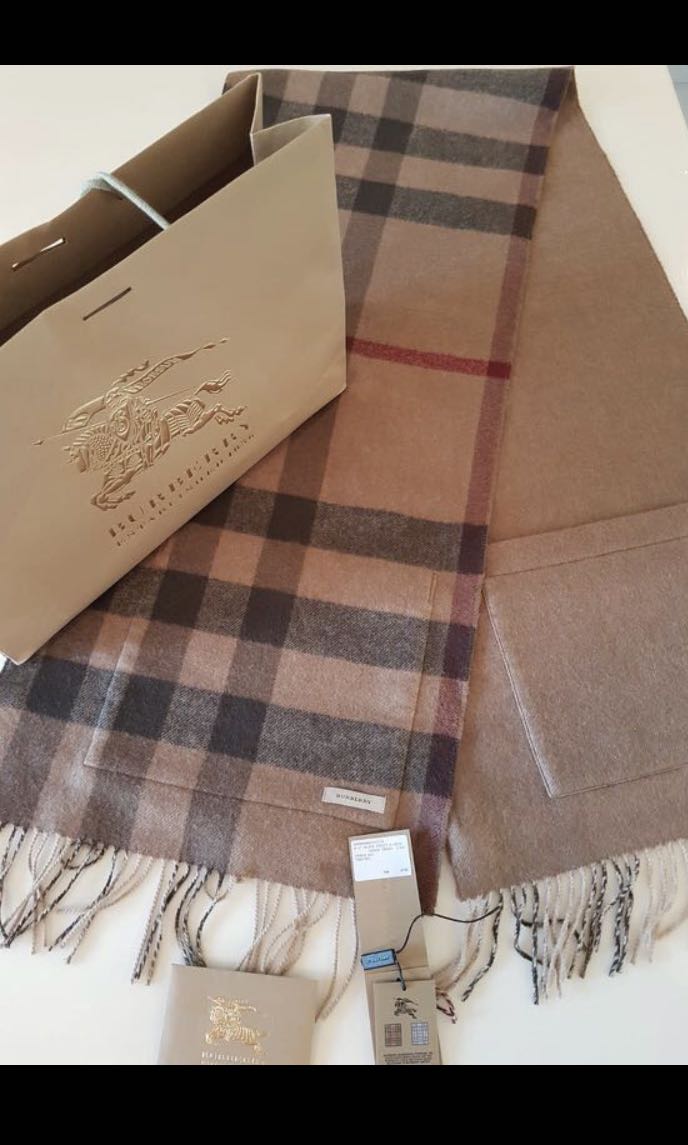 Burberry Helene Cashmere Wool Pocket Women S Fashion Watches Accessories Scarves On Carousell