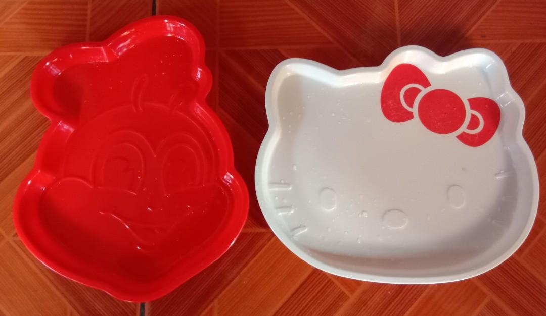 Hello Kitty and Jolibee plate bundle (Category: Weaning & Toddler Feeding) located in Manila. Submitted by raid.my.closet. (Listing ID 224033223, Image 1). Description: bundle only 100 each item.