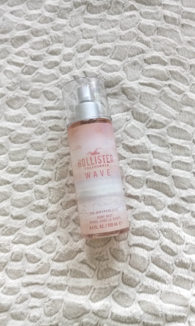 hollister wave for her body mist