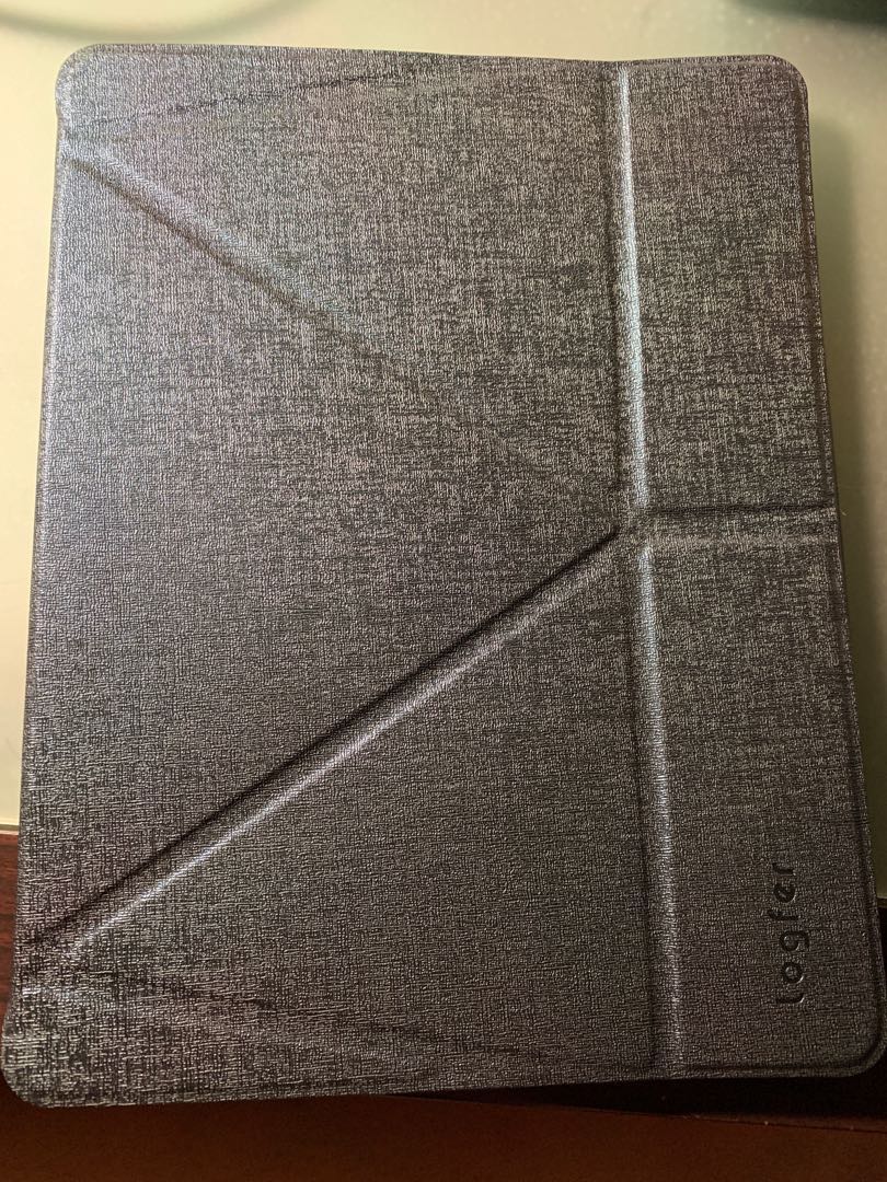 IPad Pro 11 origami case, Mobile Phones & Gadgets, Mobile & Gadget Accessories, Cases & Sleeves