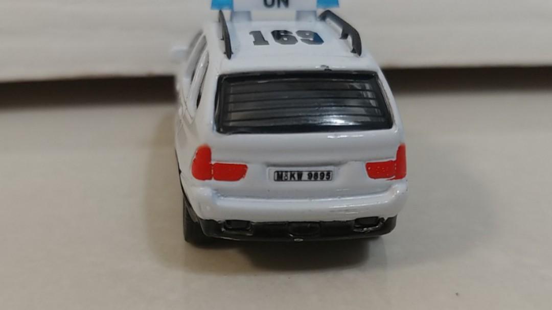 tomica bmw x5