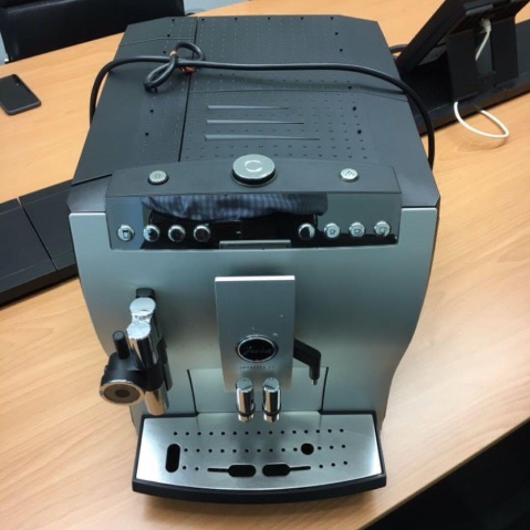 Jura Impressa Z7, TV & Home Appliances, Kitchen Appliances, Coffee