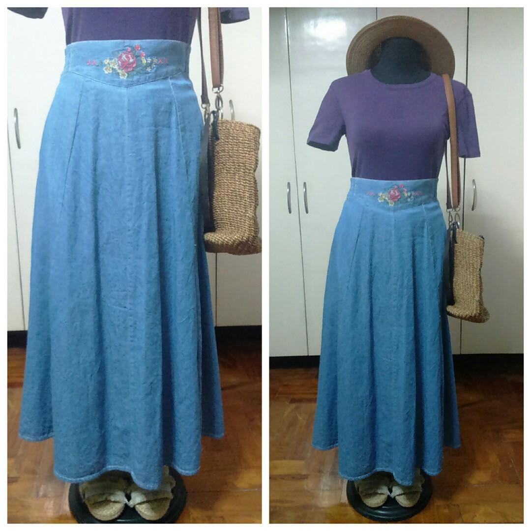 ladies denim maxi skirt