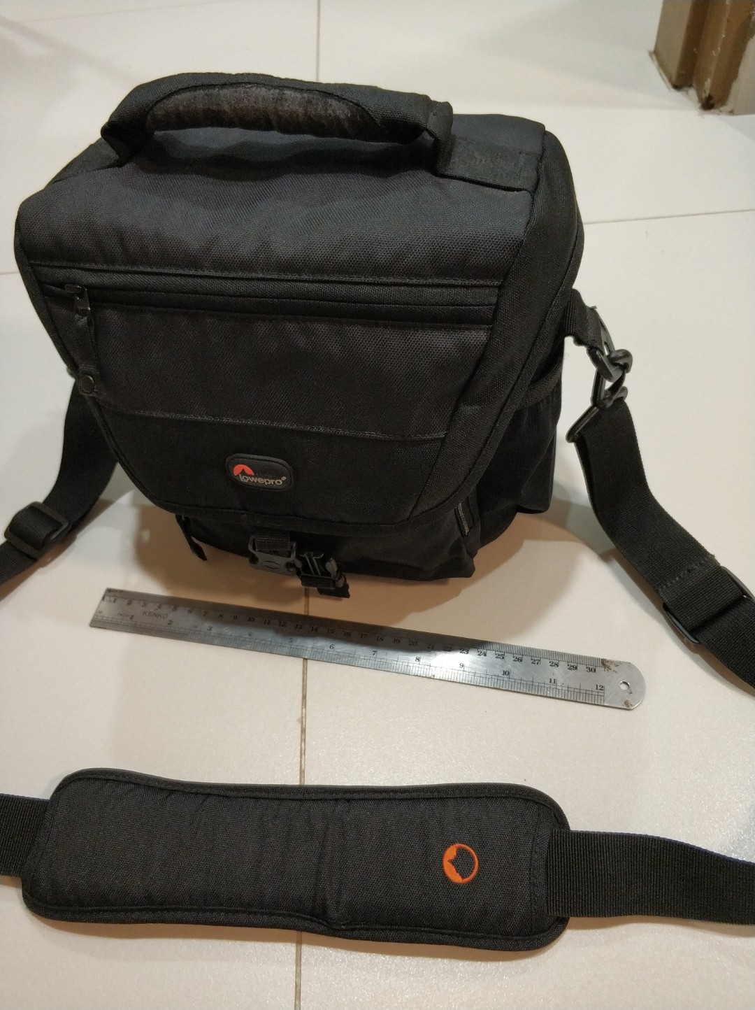 lowepro nova 170 aw