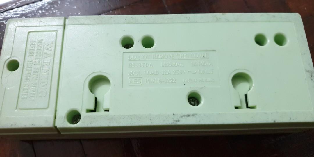 Plug Socket NES 2 Gang - 3 pin extension plug socket (approx 3metres in ...