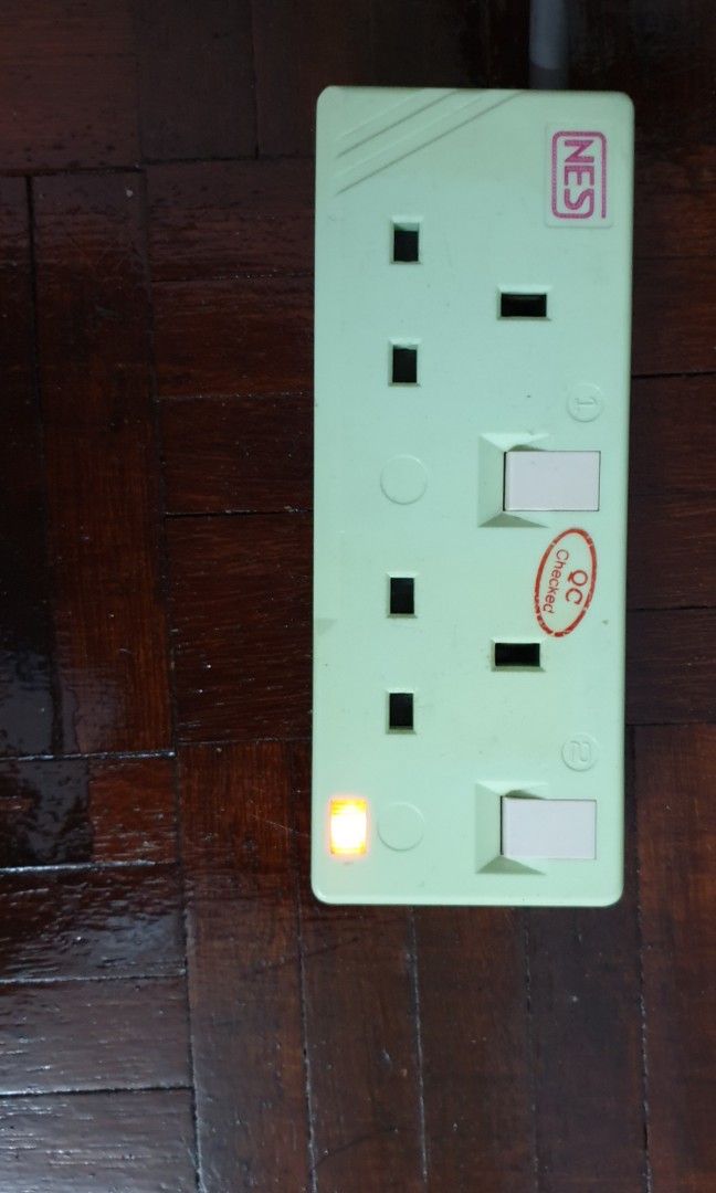 Plug Socket NES 2 Gang - 3 pin extension plug socket (approx 3metres in ...