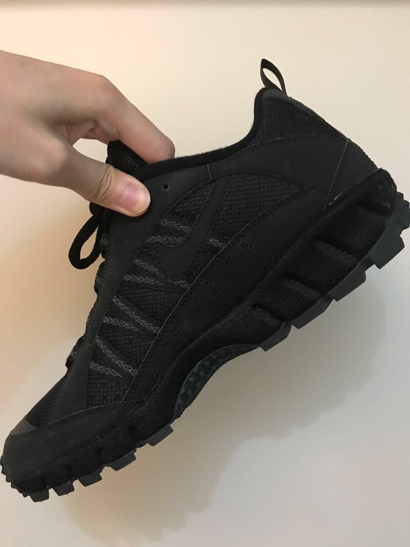 Nike x supreme air hotsell humara