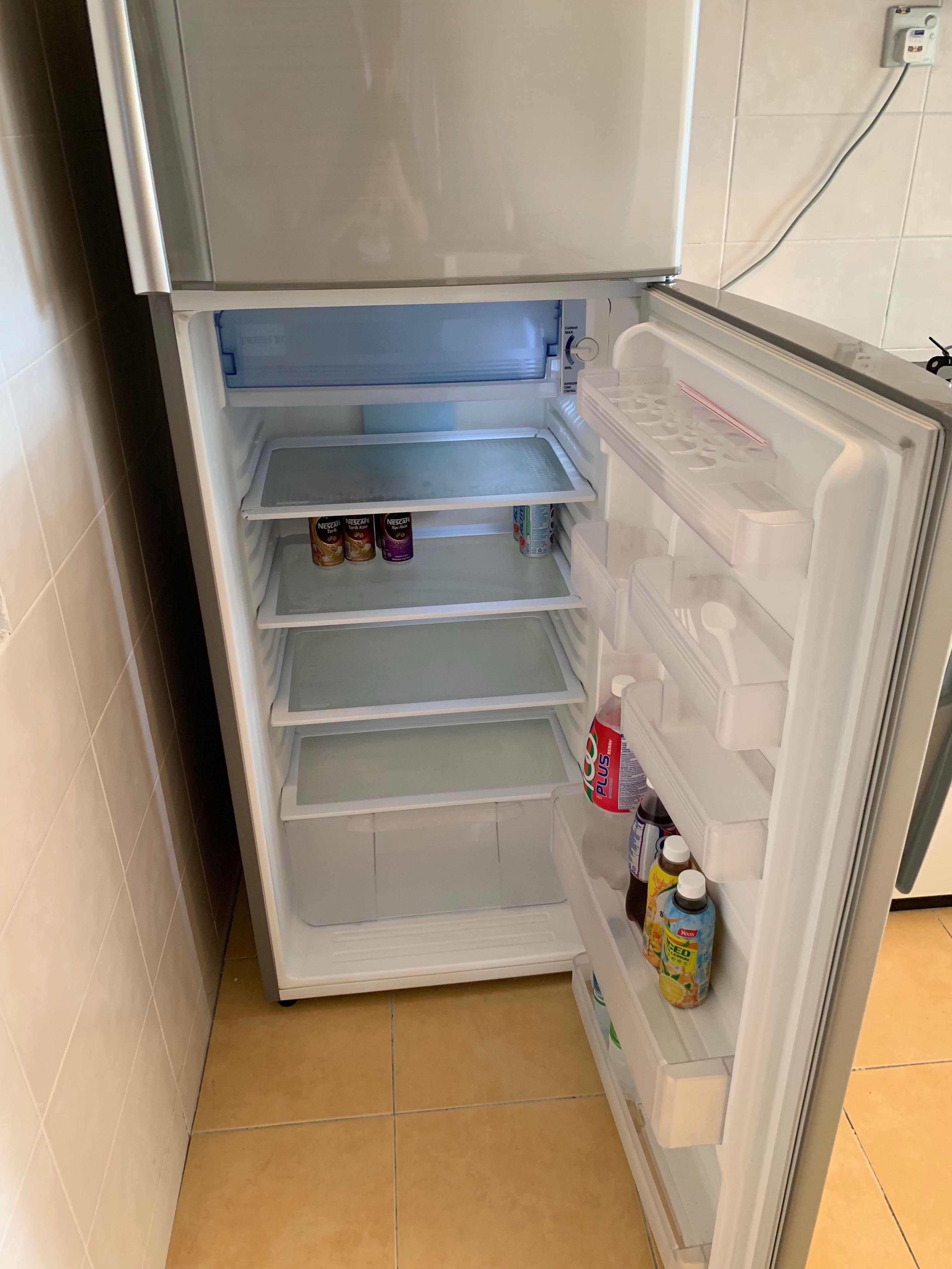 Refrigerator (Condition 10/10), TV & Home Appliances, Kitchen