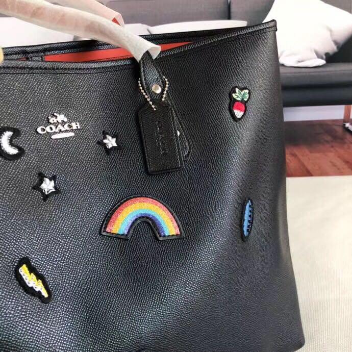 Sale Coach Disney Rainbow Tote Bag F31065 Women S Fashion Bags