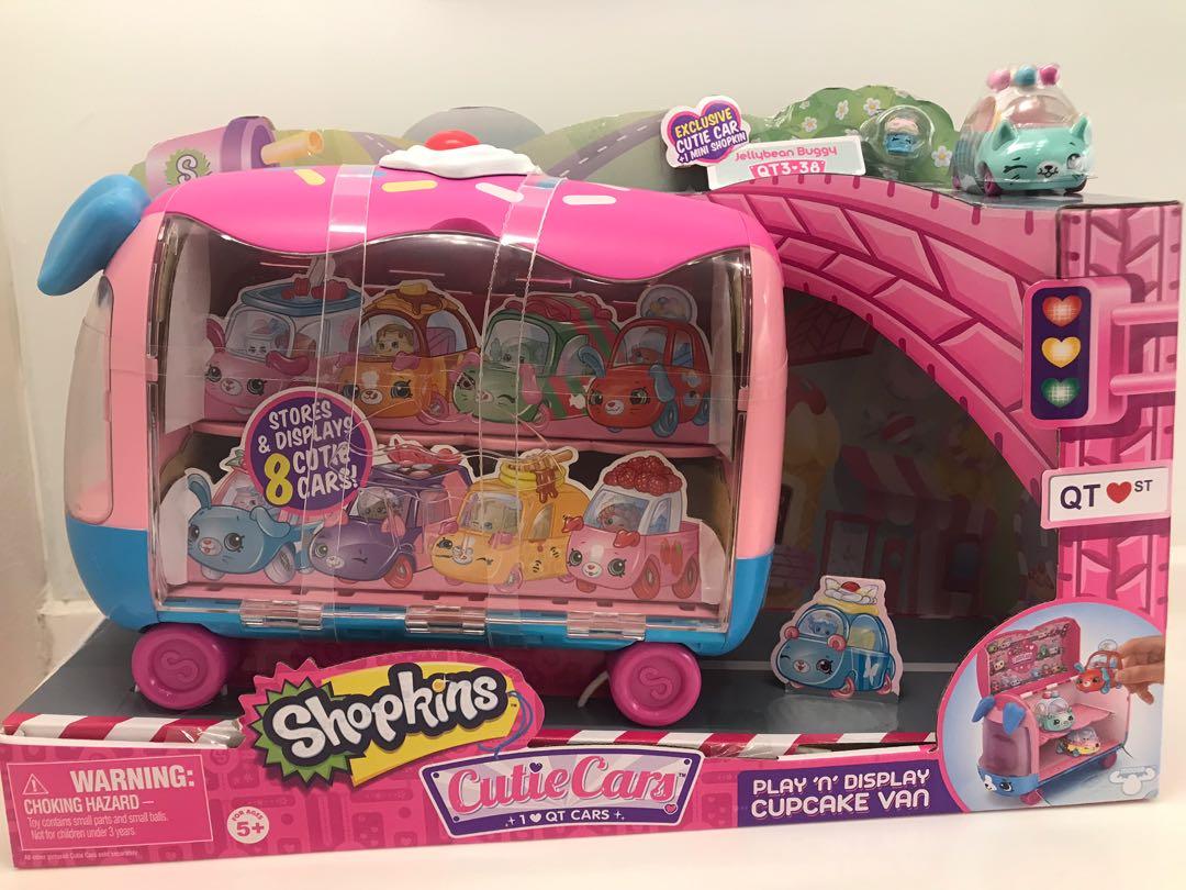 shopkins cutie cars cupcake van