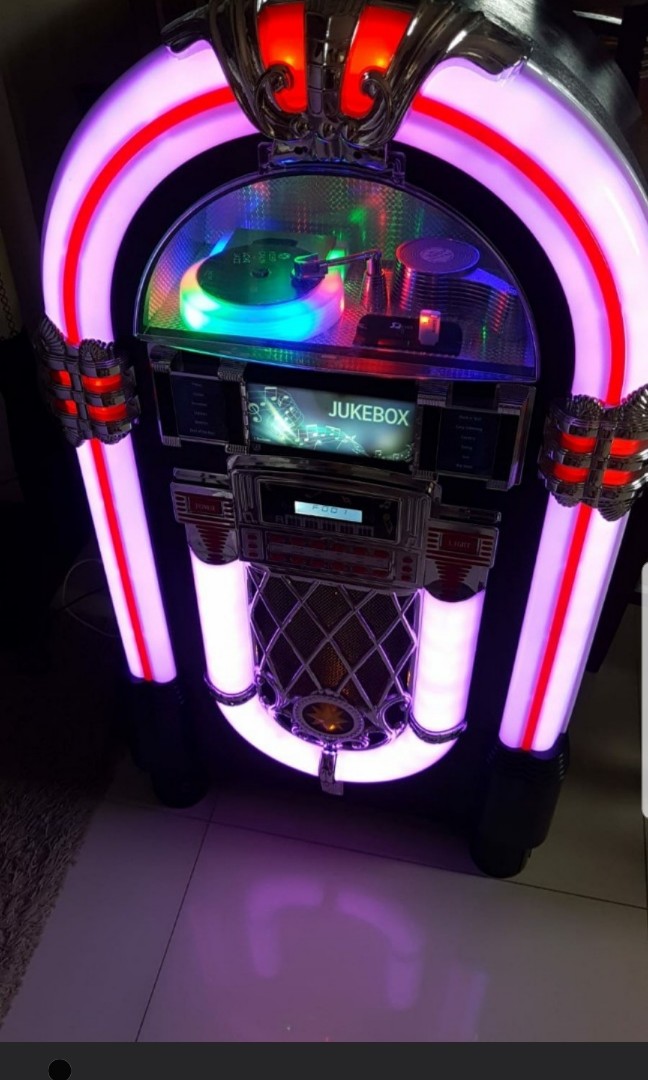 SIGNIFY Jukebox with Turntable (with Bluetooth, CD player, FM, USB
