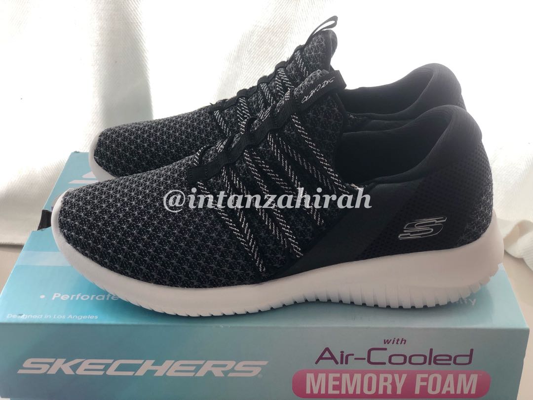 12849 skechers store