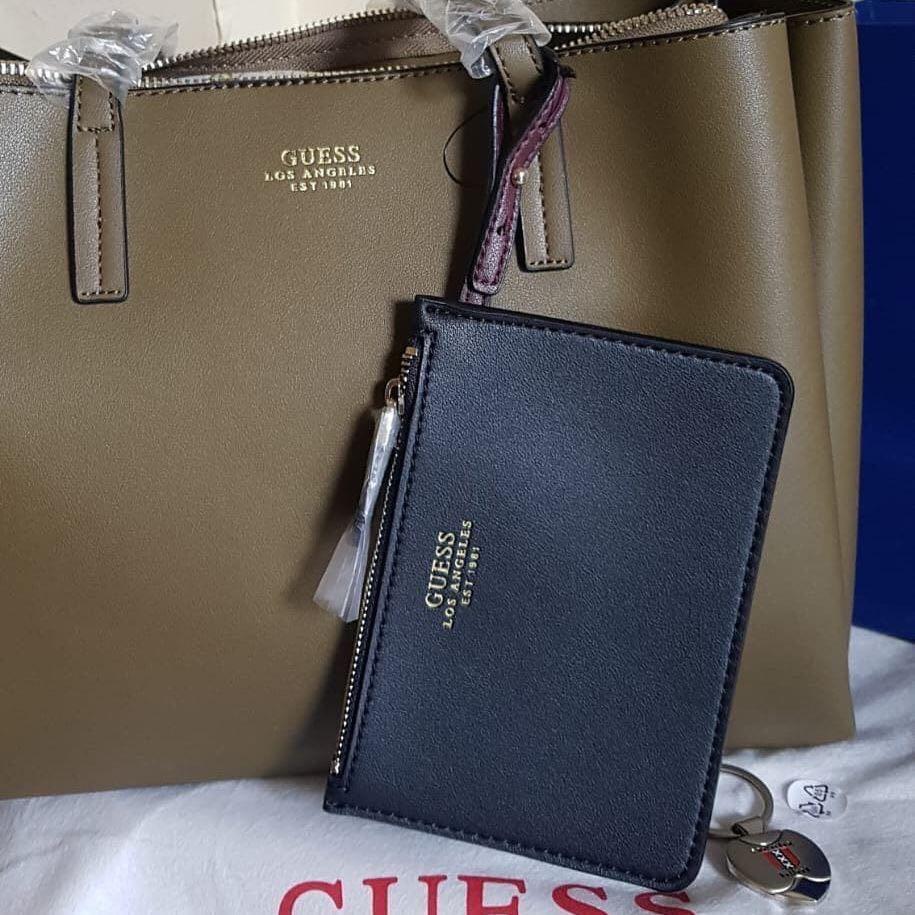 Tas Guess ELLA Bags plus pouch NEW tapi di jual rugi kurangi koleksi Barang Mewah Tas Dompet di Carousell