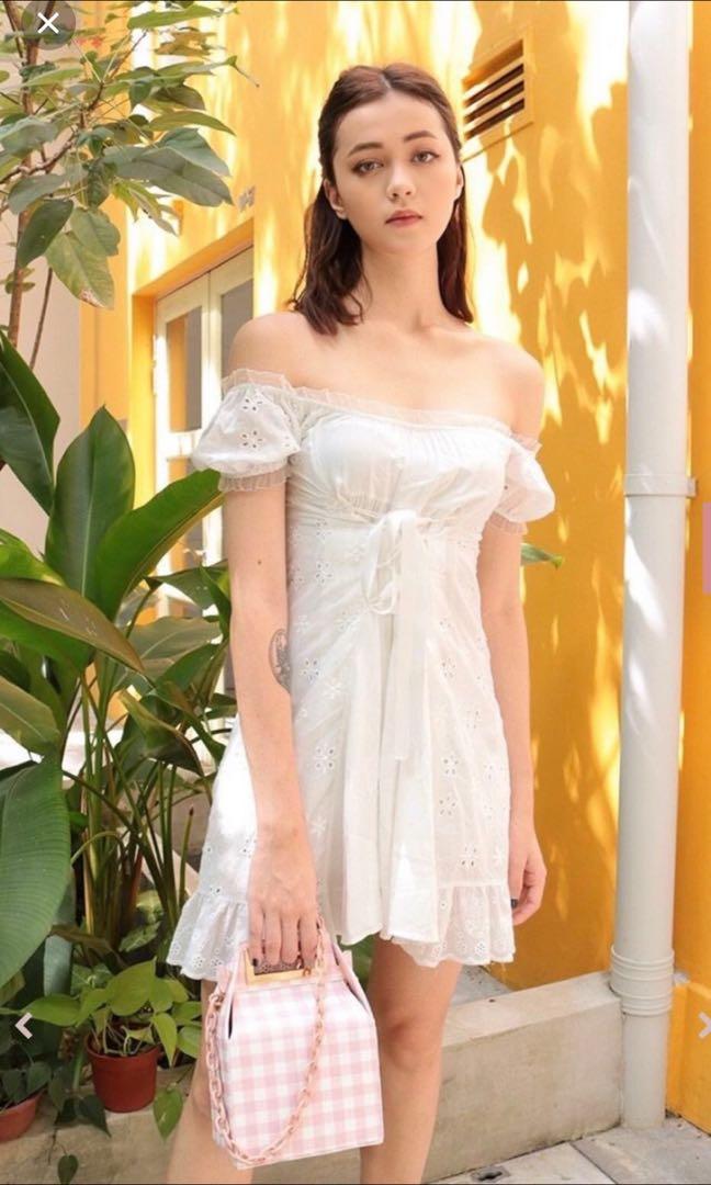 Daisy daisy tv dress hotsell