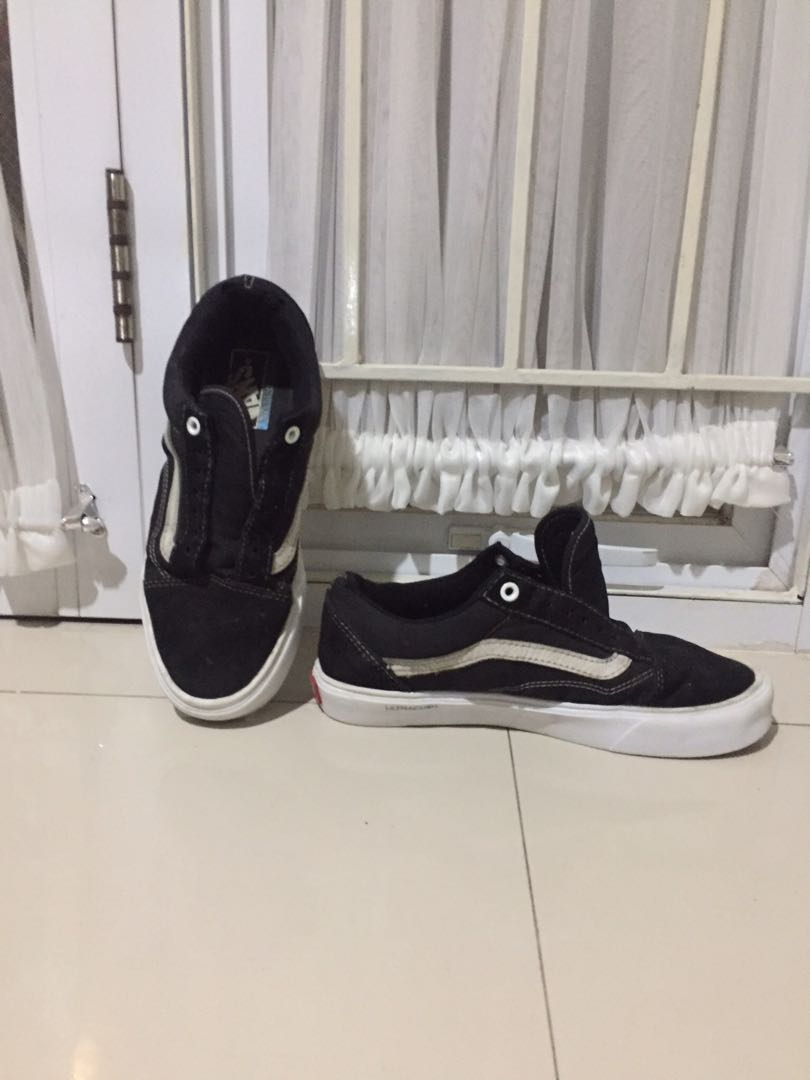 Vans hotsell lxvi hitam