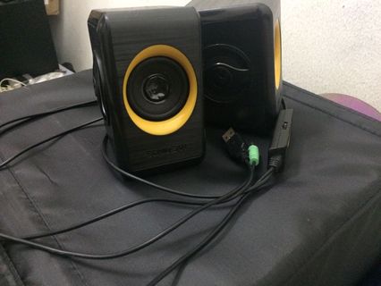 sonicgear speaker with built in mic