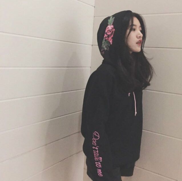 Korean black hoodie shop