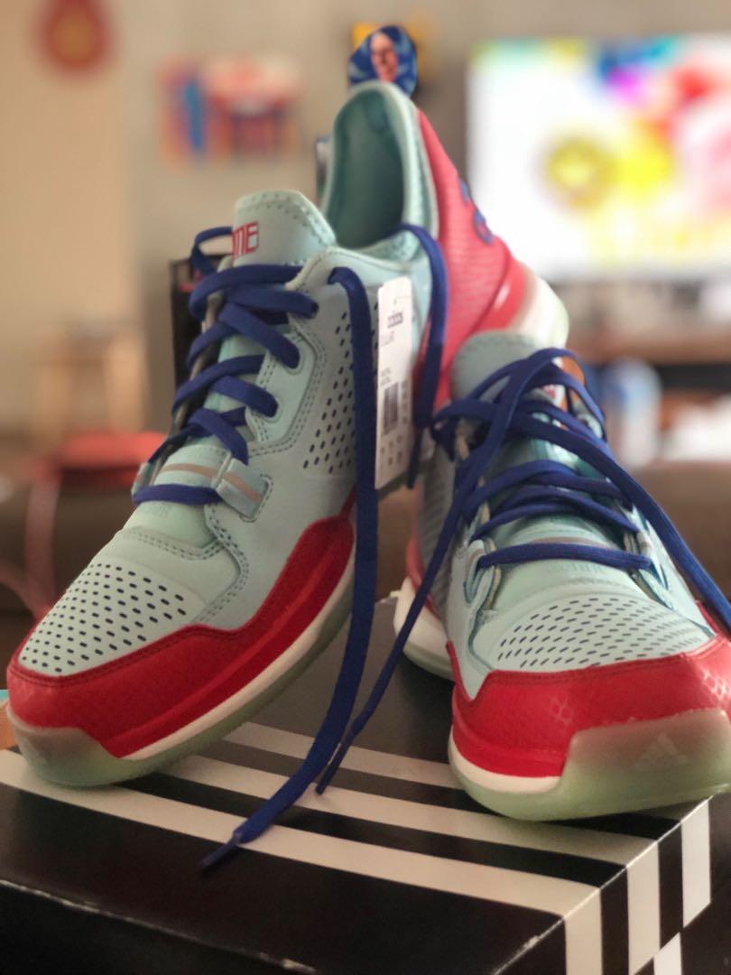 Damian lillard discount basketball shoes