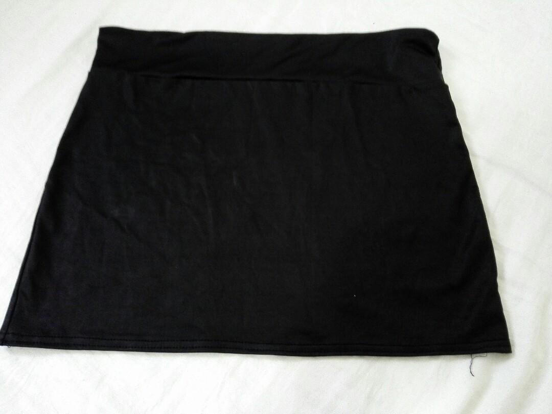 Black PU Skirt, Women's Fashion, Bottoms, Skirts on Carousell