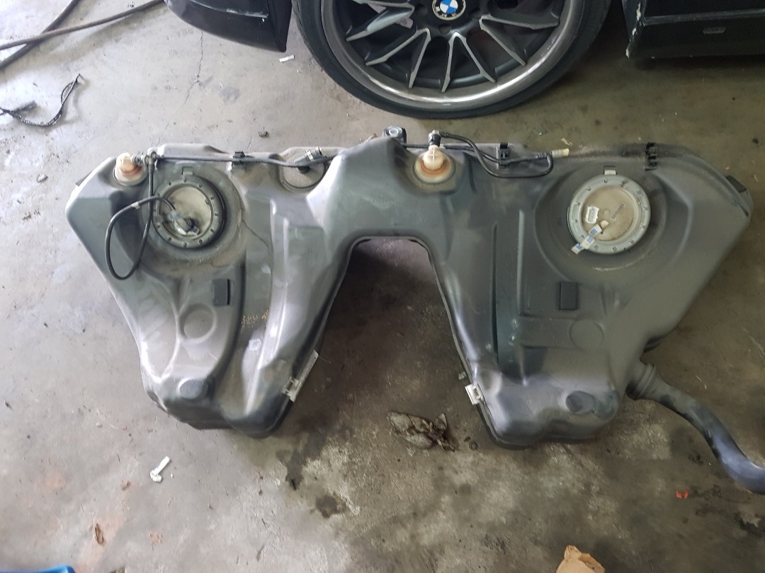 Bmw E60 Fuel Tank complete, Auto Accessories on Carousell