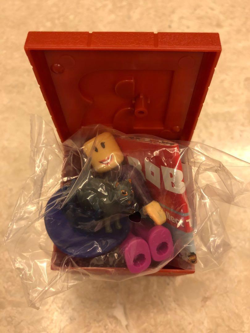 roblox redwood prison robber minifigure no code no packaging