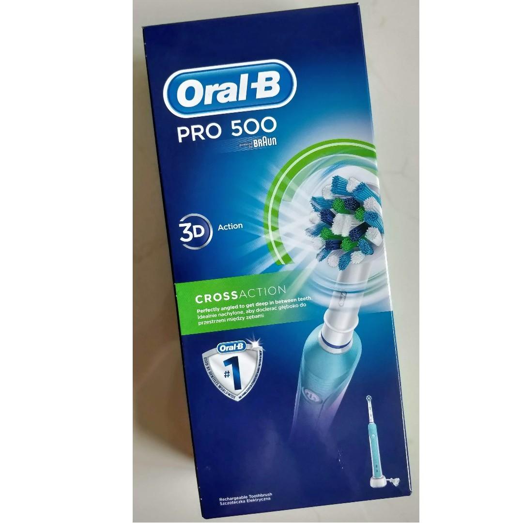 Brand New Oral B 3d Pro 500 Rechareable Toothbrush By Braun