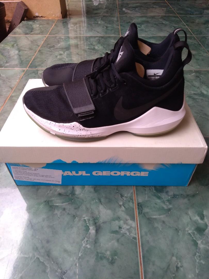 sepatu basket pg 1