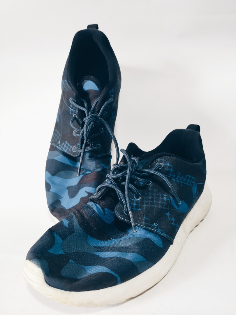 mens nike shoes camo