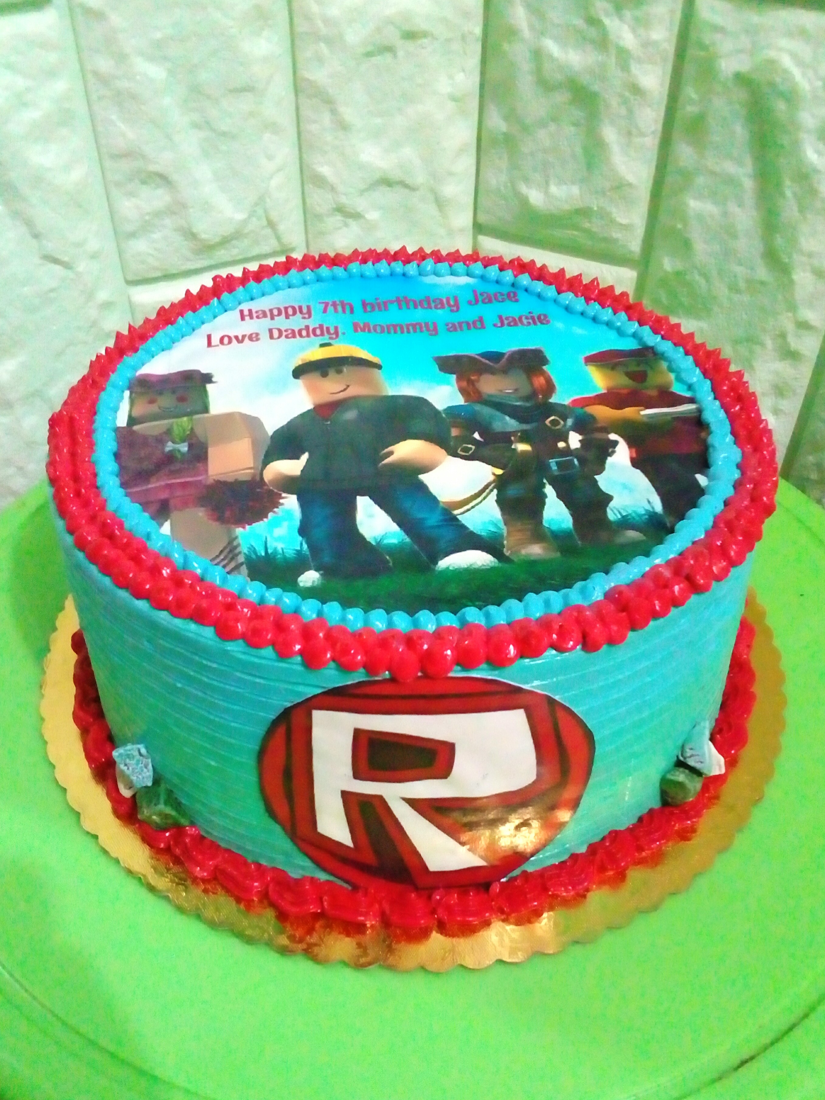 Roblox Cake 7inch Round Food Drinks Baked Goods On Carousell - 7th birthday roblox cake design for boys