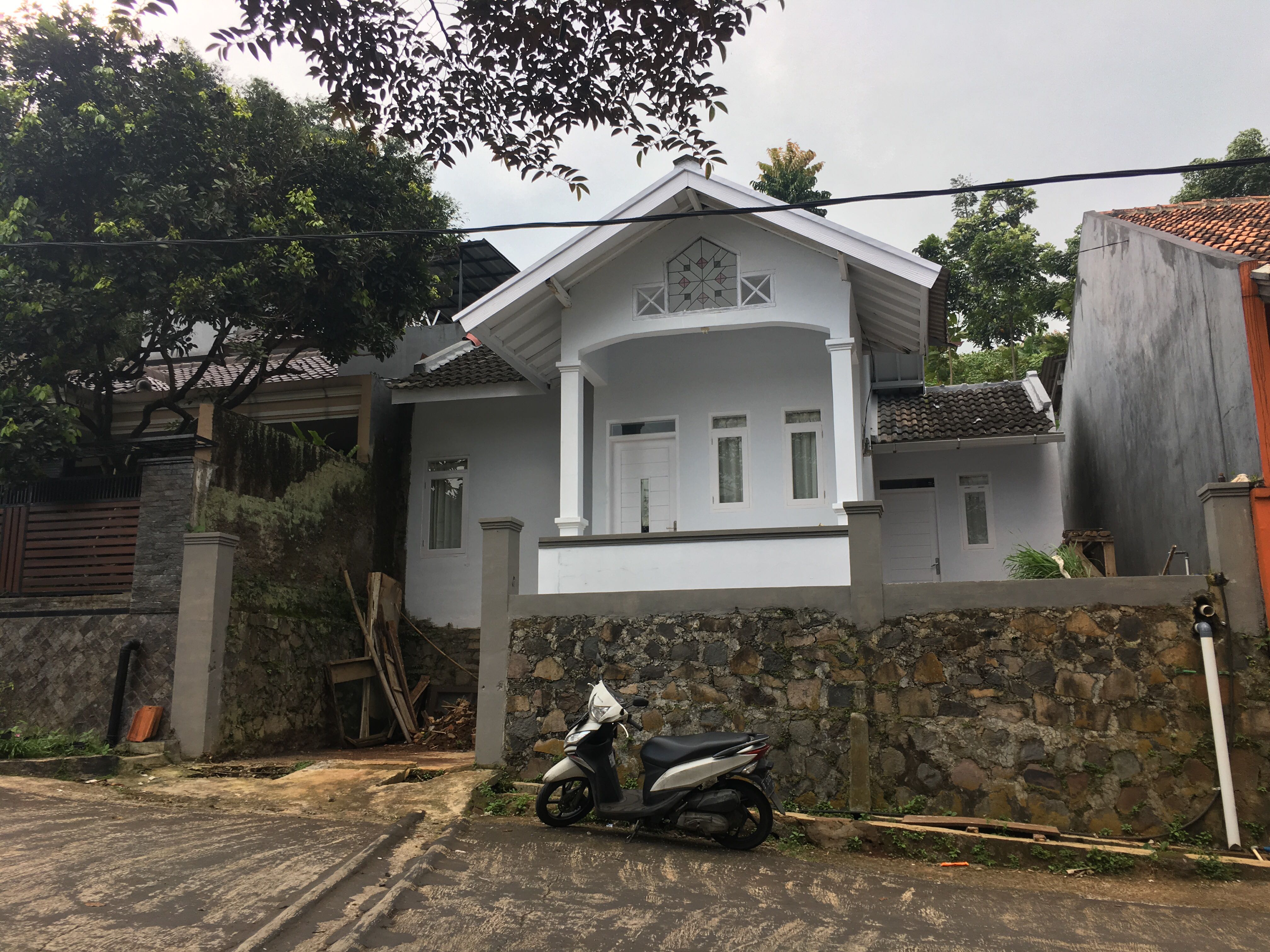 Rumah Minimalis Tipe 45 Caheum Bandung Home Furniture On Carousell Rumah Minimalis Tipe 45 Caheum Bandung Home Furniture On Carousell