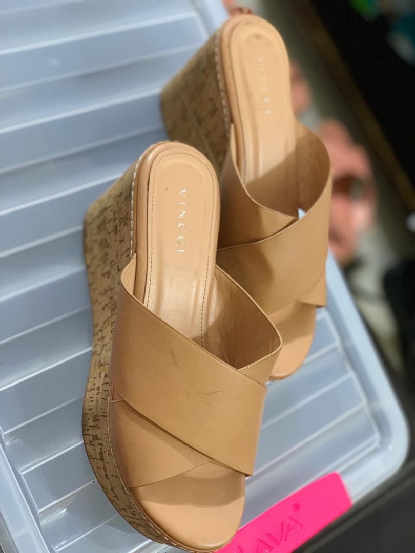 Vincci Wedges, Women's Fashion, Footwear, Wedges on Carousell