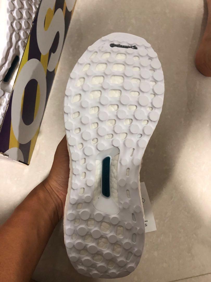 Ultra boost laceless chalk pearl discount