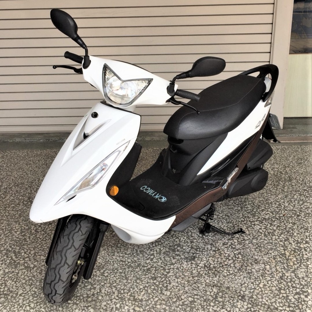 保固車 0元交車 2017 年kymco 光陽gp 125 Gp125 機車鼓煞 機車 新古保固在旋轉拍賣