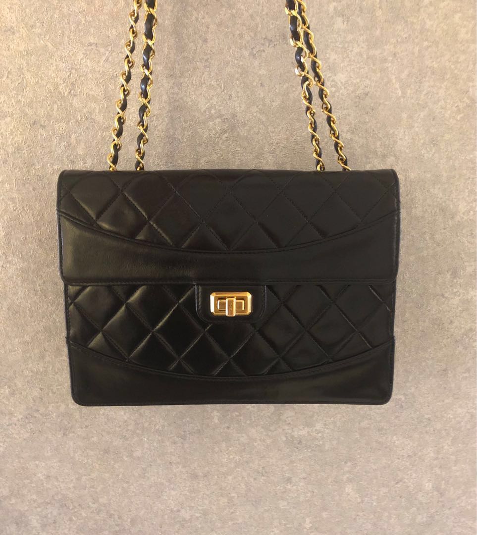 Authentic Chanel Vintage Handbag Luxury Bags Wallets Authentic Chanel Vintage Handbag Luxury Bags Wallets