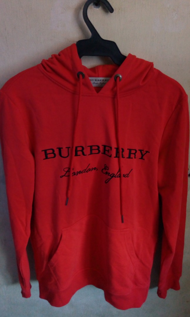 Burberry london script hoodie, Men's Fashion, Tops & Sets, Hoodies on  Carousell