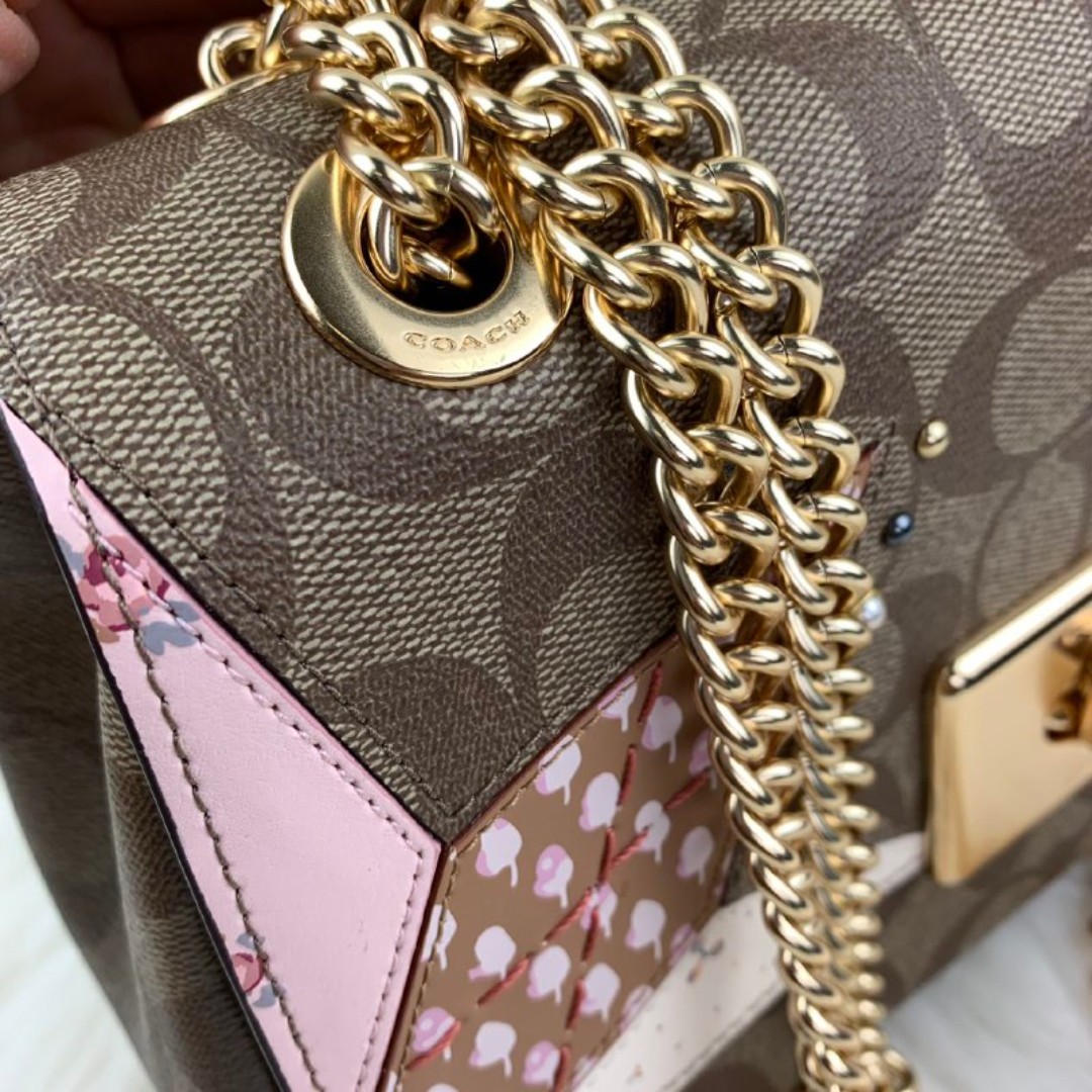Coach cassidy crossbody on sale in signature canvas