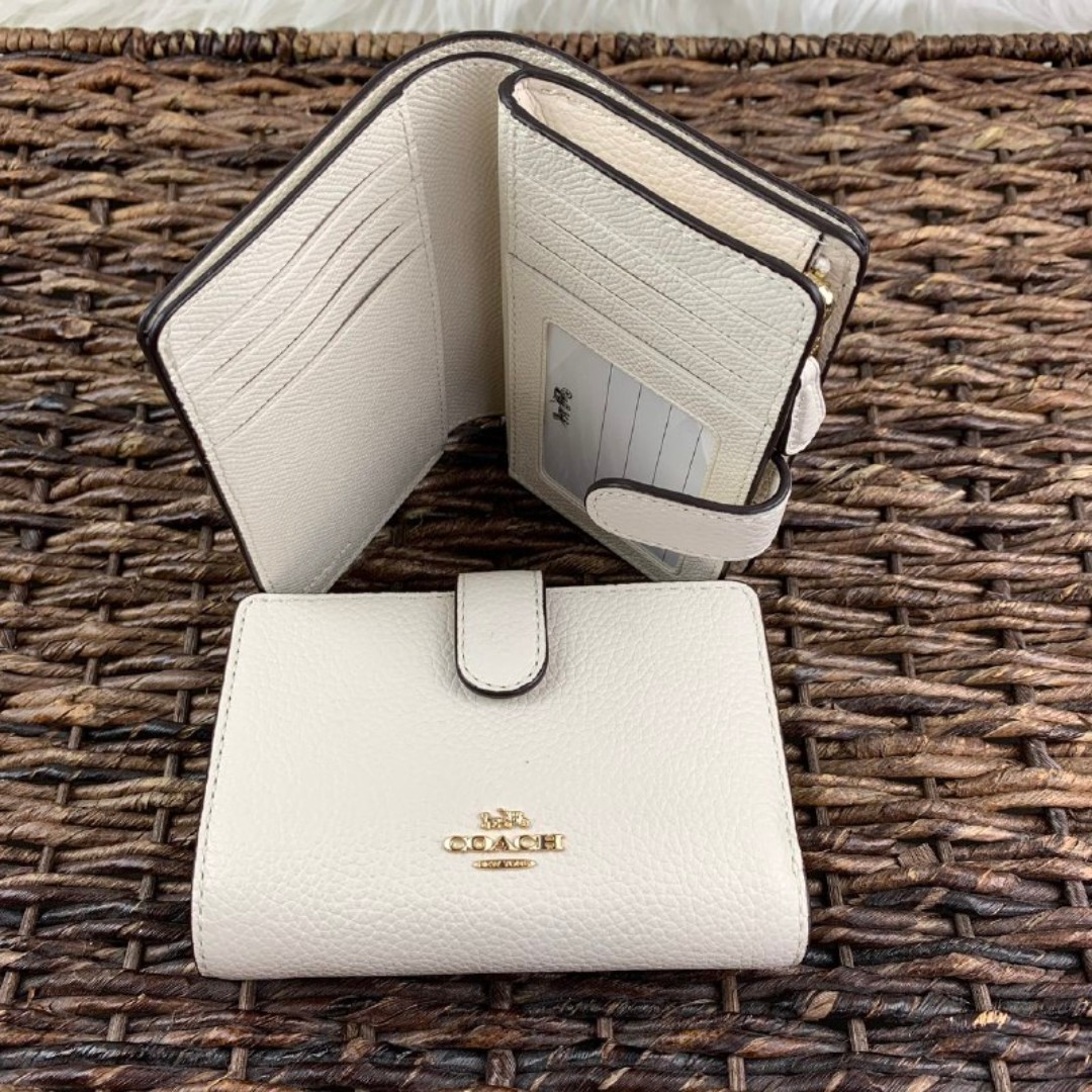 COACH MEDIUM CORNER ZIP WALLET COACH F68398 CHALK IMITATION GOLD