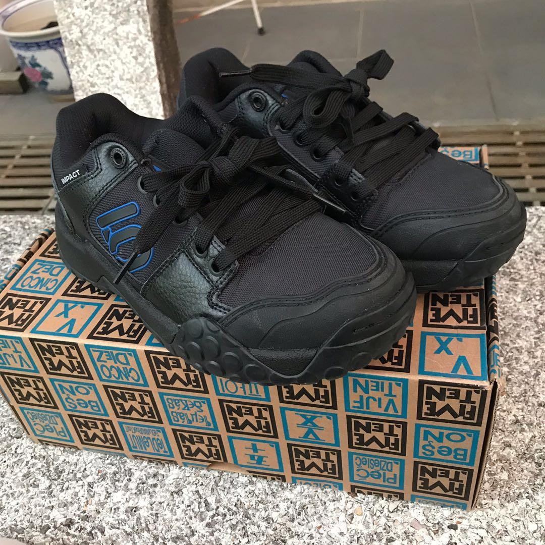5 10 bike shoes