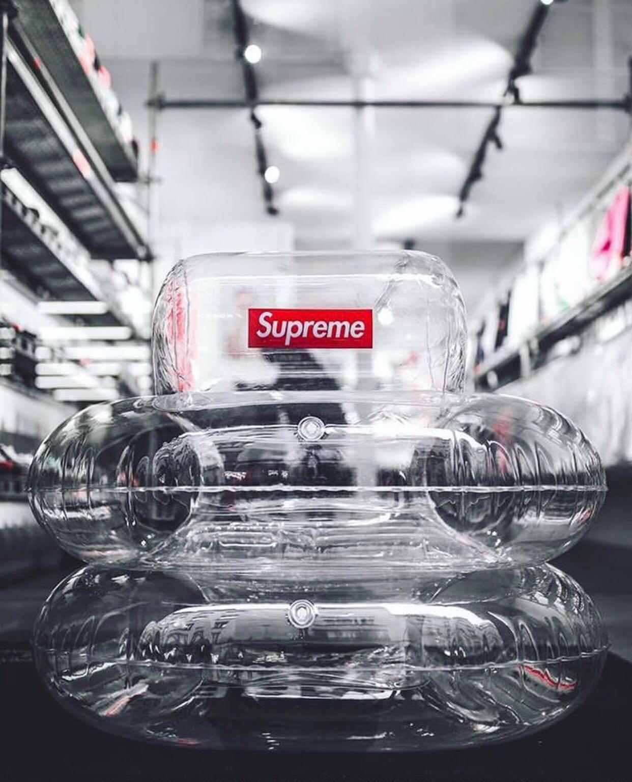 (IN STOCK) SUPREME INFLATABLE CHAIR - CLEAR