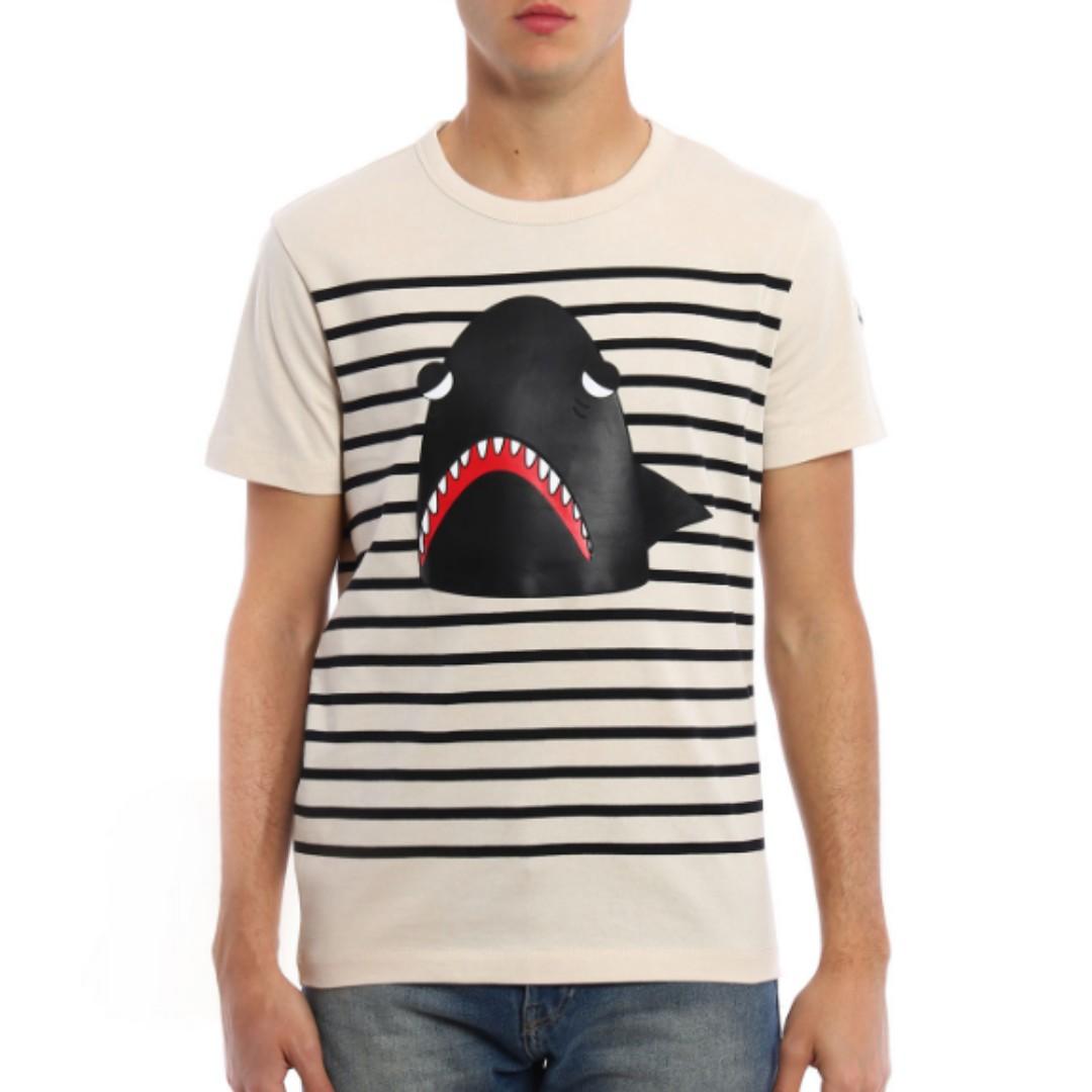 Moncler shark deals t shirt